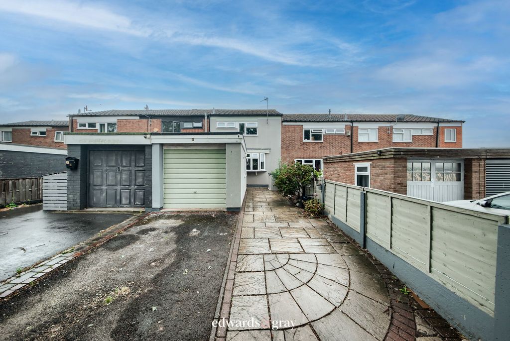 Property photo 1 of 25