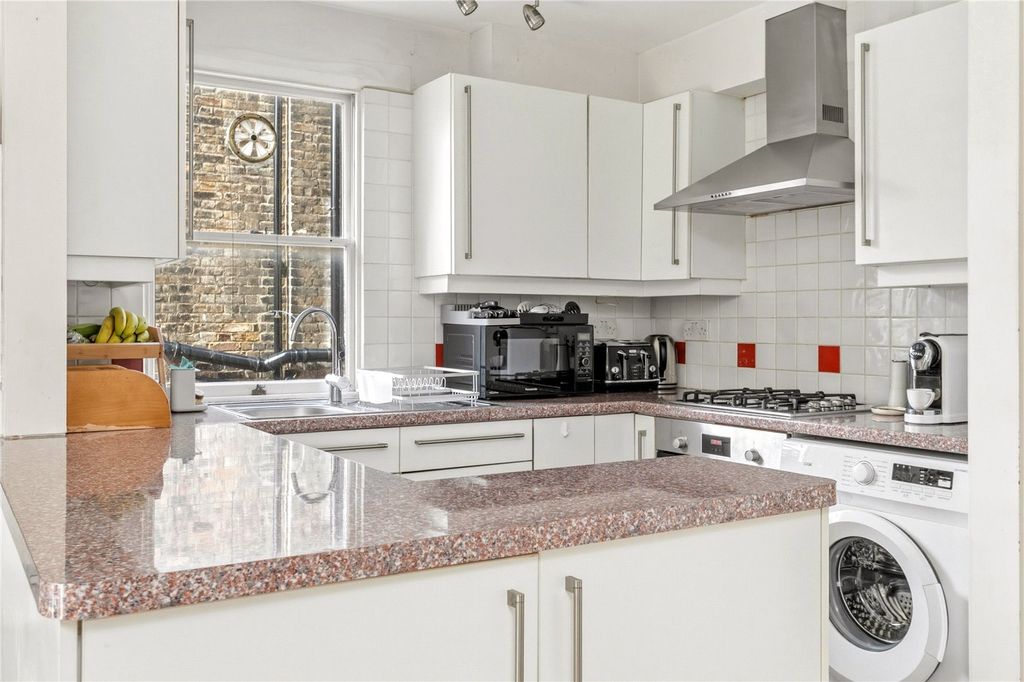 Property photo 3 of 12 Picture No. 08