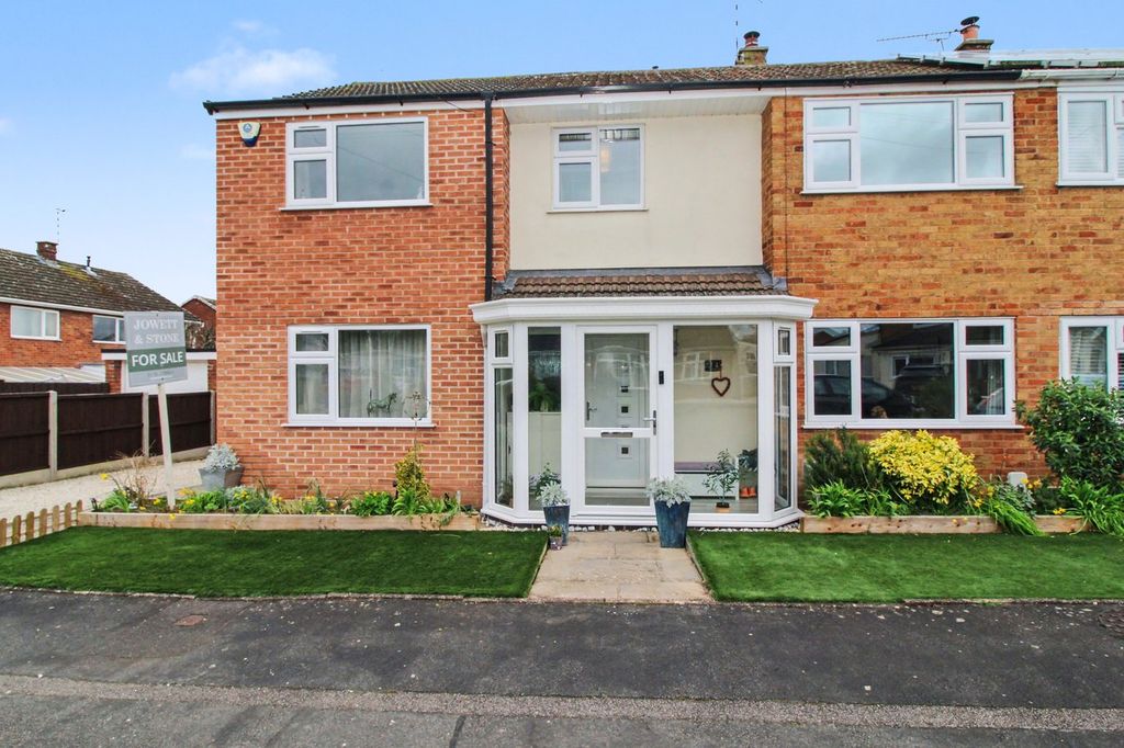 Property photo 1 of 23