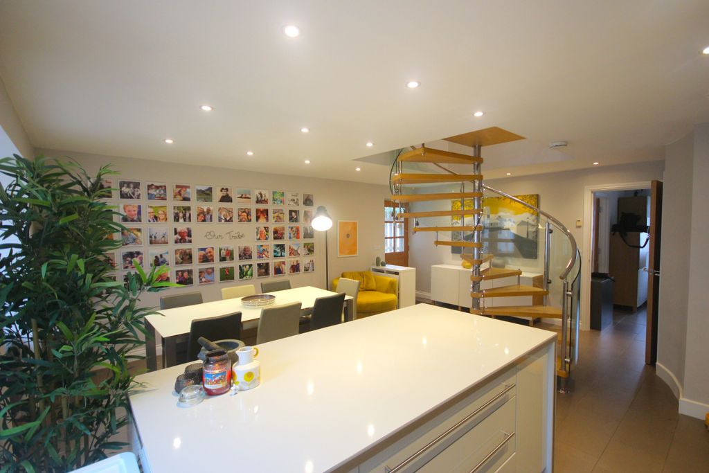 Property photo 3 of 25 Img_9623.Jpg