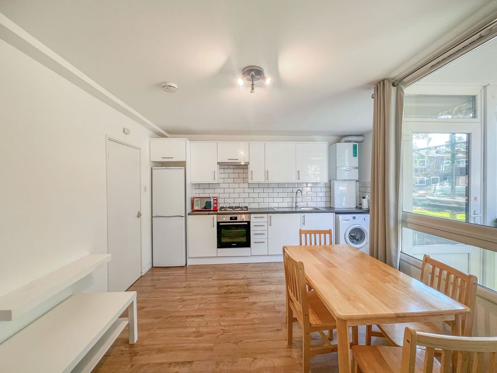 Property photo 2 of 13 Batten28437305-09-2025__21-11-29_Img_9484_Edited.Jpg