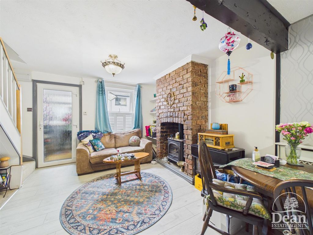 Property photo 2 of 18