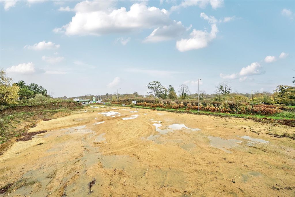 Property photo 2 of 4 Site