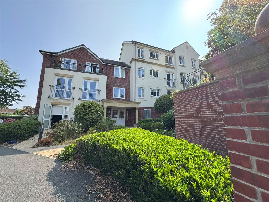 Property photo 1 of 17 Picture No. 01