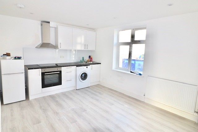 Property photo 1 of 2