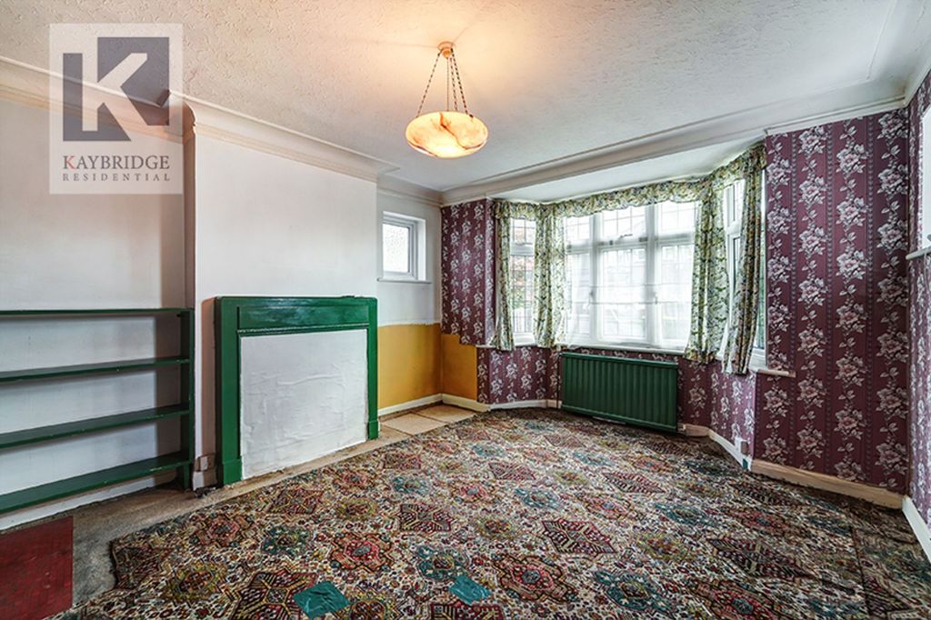 Property photo 2 of 12