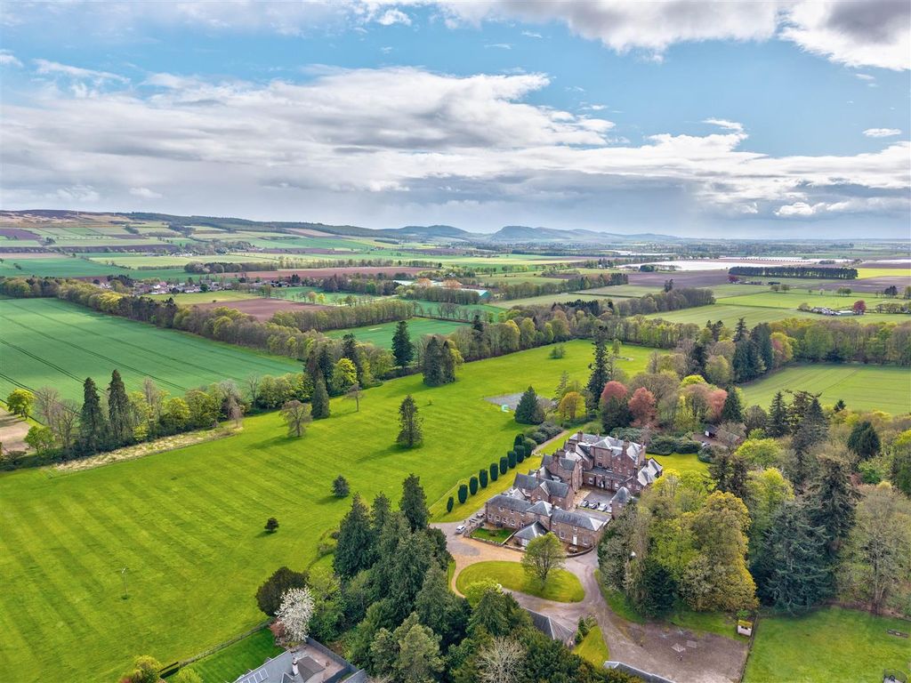 Property photo 1 of 37 5 Arthurstone House Meigle-26.Jpg
