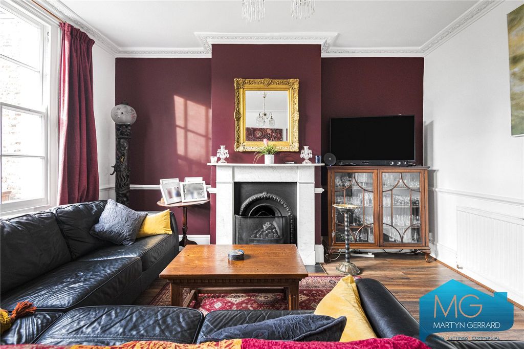 Property photo 2 of 27 Picture No. 26