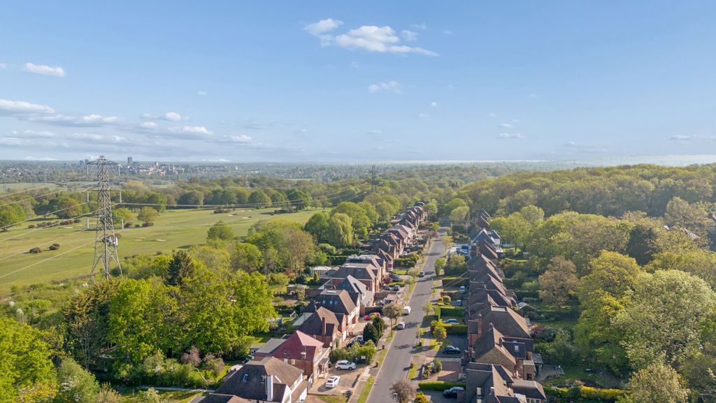 Property photo 3 of 24 Drone 2