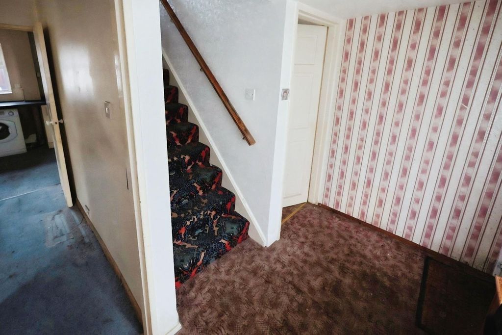 Property photo 2 of 11 6F9866B5-Picture8.Jpg