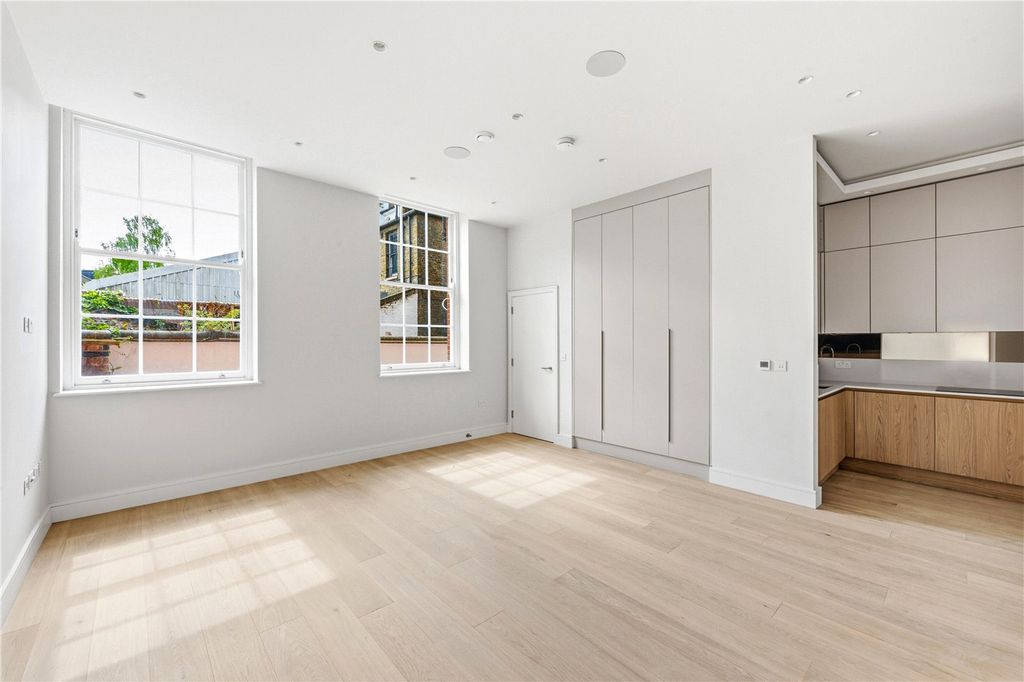 Property photo 2 of 13 Picture No. 07