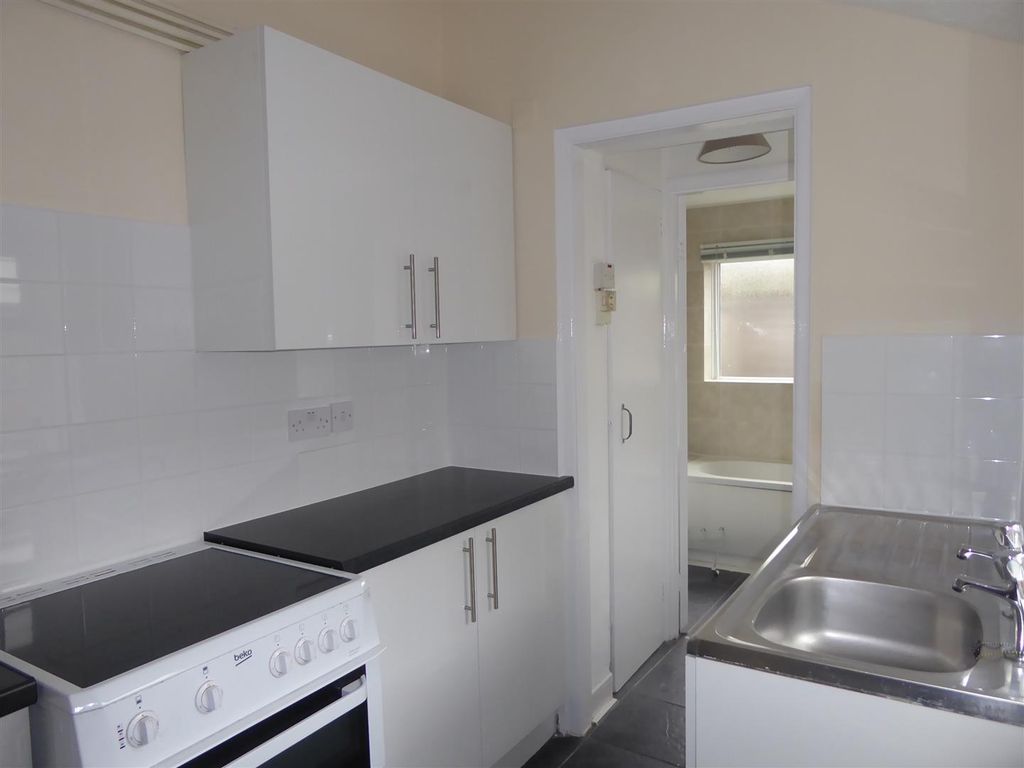 Property photo 3 of 10 12 Island Road Kitchen 2 2018.Jpg