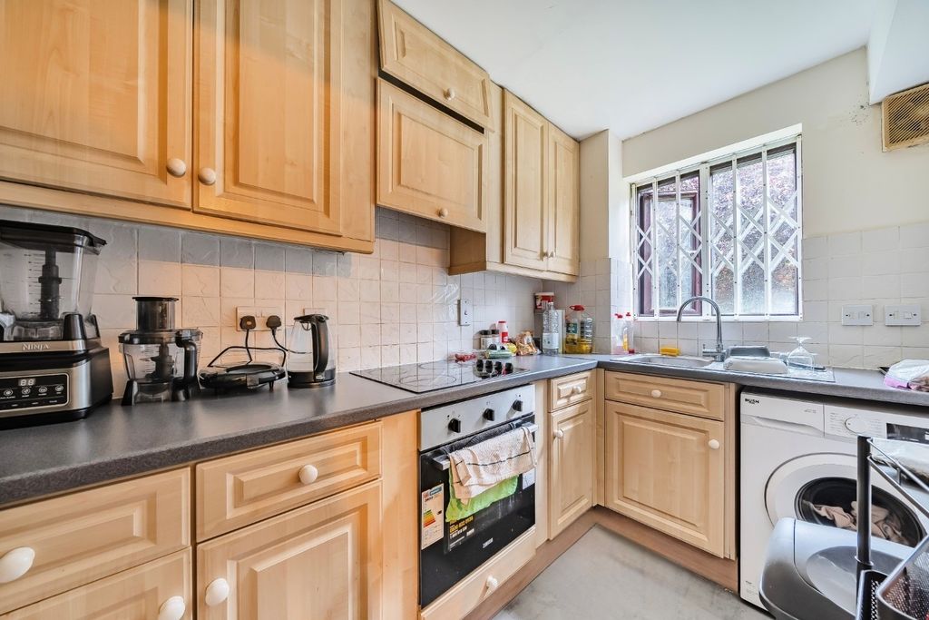 Property photo 3 of 9 3249692