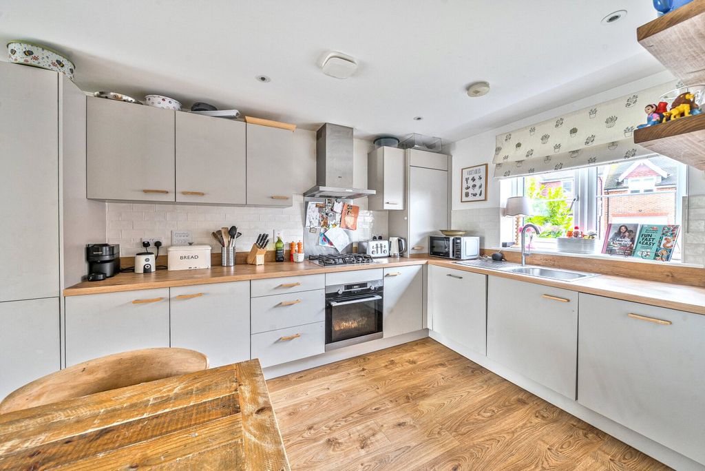 Property photo 3 of 17 Picture No. 21