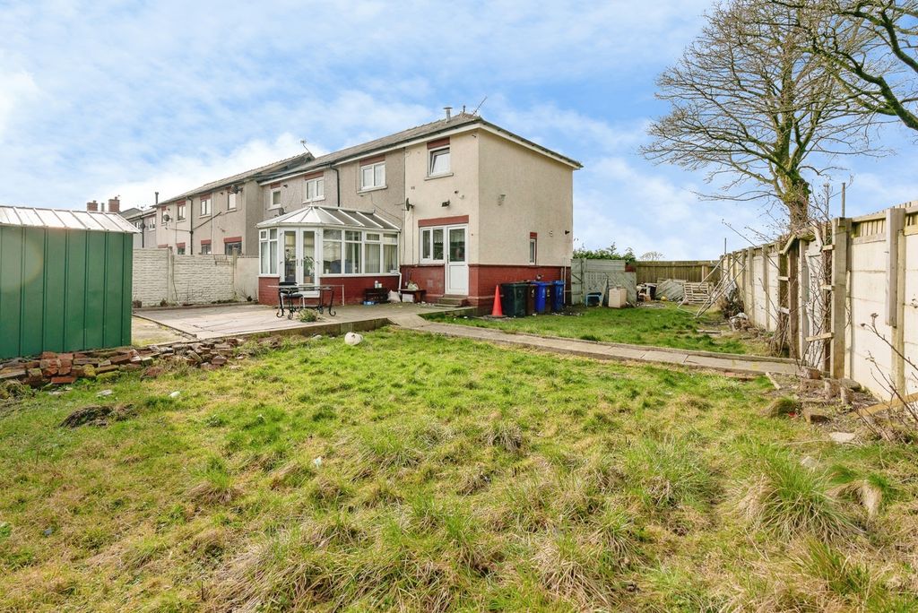 Property photo 1 of 18 Pbox-Img.Jpg