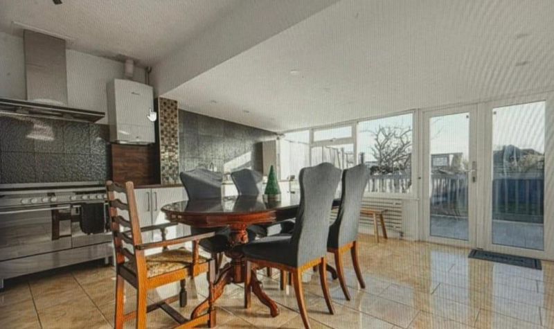 Property photo 2 of 8 Photo 17