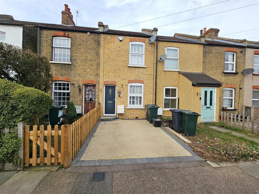 Property photo 2 of 17 Front