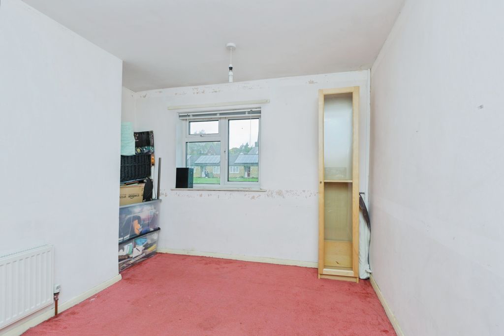 Property photo 3 of 4