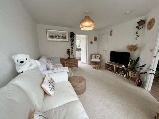 Property photo 3 of 19