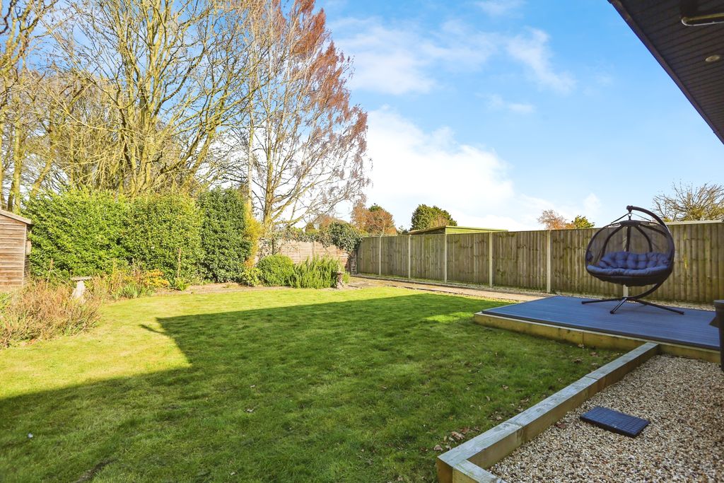Property photo 2 of 20 P09c9500