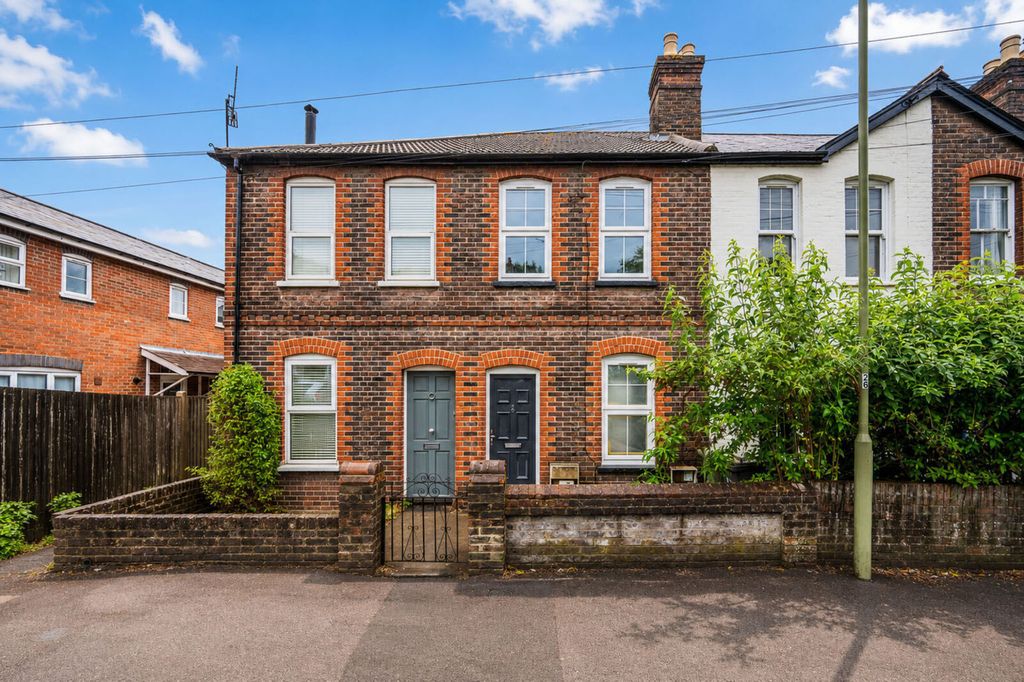 Property photo 1 of 3