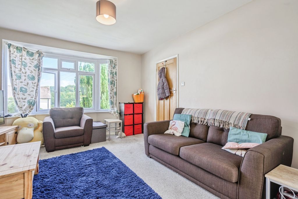 Property photo 2 of 18 Pbox-Img.Jpg