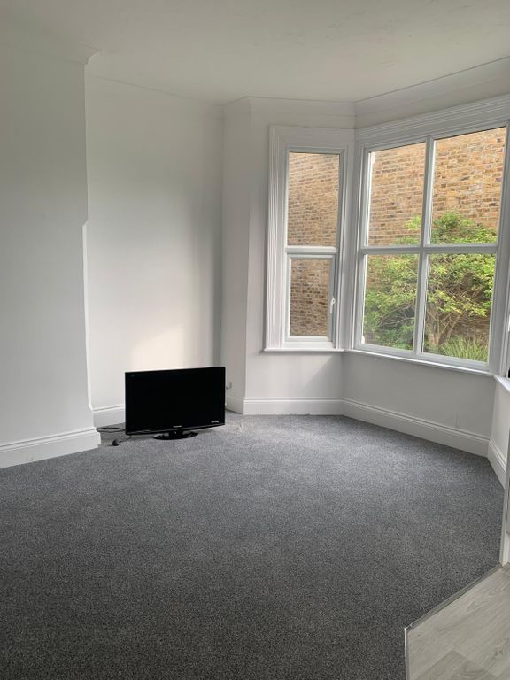 Property photo 2 of 3