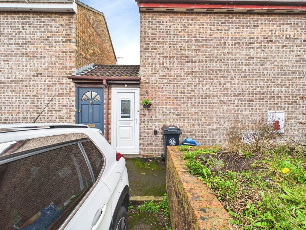 Property photo 2 of 19 Picture No. 49