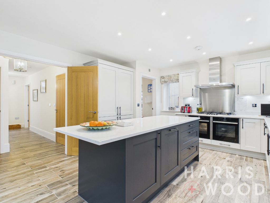 Property photo 2 of 41 4820852