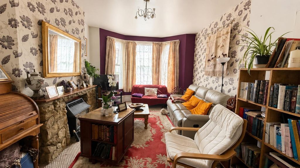 Property photo 3 of 29