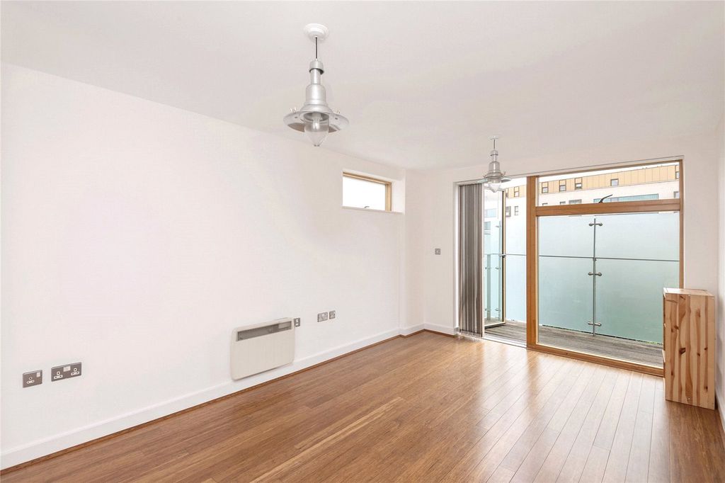 Property photo 1 of 10 Picture No. 03
