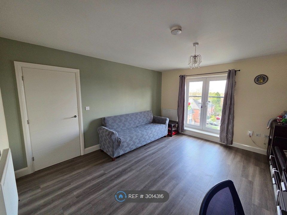 Property photo 3 of 11