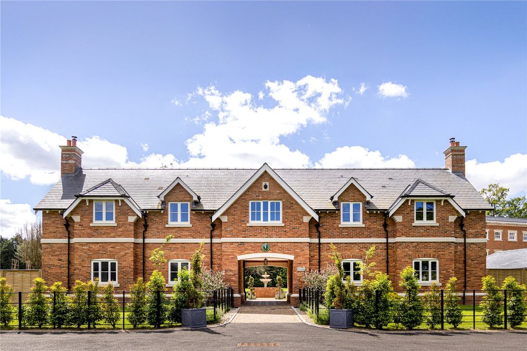 Property photo 1 of 23 The Coach Houses