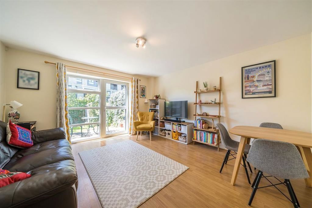 Property photo 2 of 6