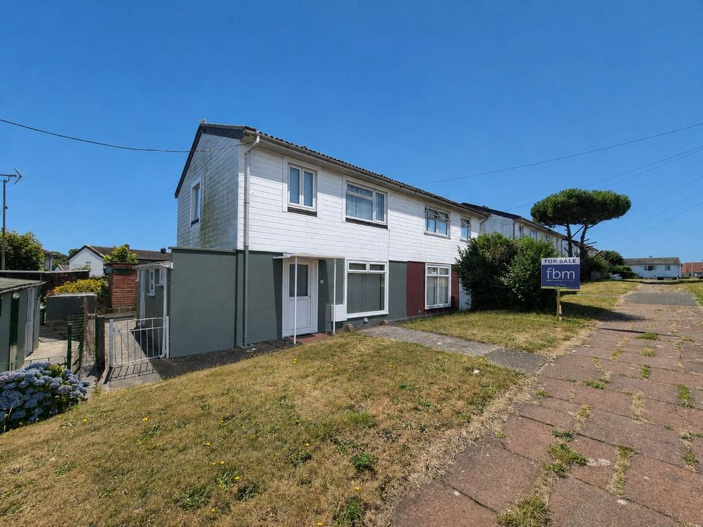 3 bed semi-detached house for saleMilton Crescent, Milford Haven, Pembrokeshire SA73