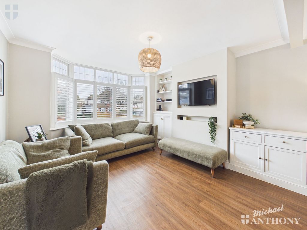 Property photo 2 of 19 30Aaa9730E7c4c019Fce7c5575Ccb0Fe_80_Cam03852G0-Pr0551-Still022