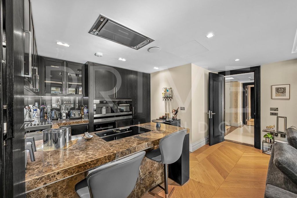 Property photo 3 of 25 Kitchen3.Jpg