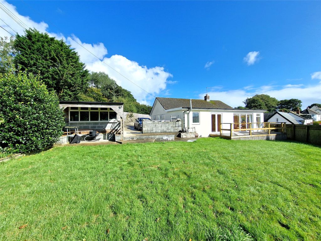 Property photo 3 of 14 Picture No. 18
