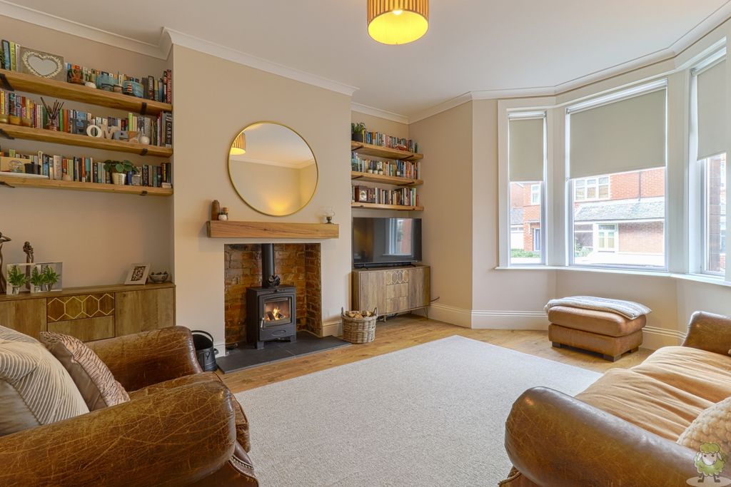 Property photo 2 of 13