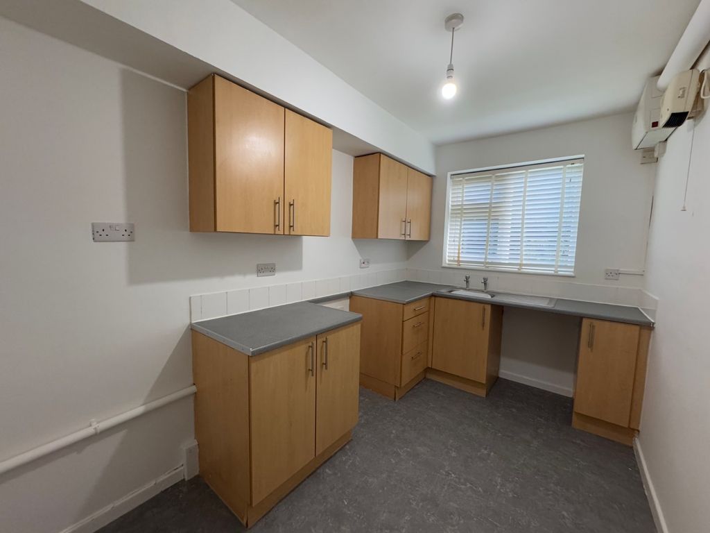 Property photo 3 of 6 Picture No. 04