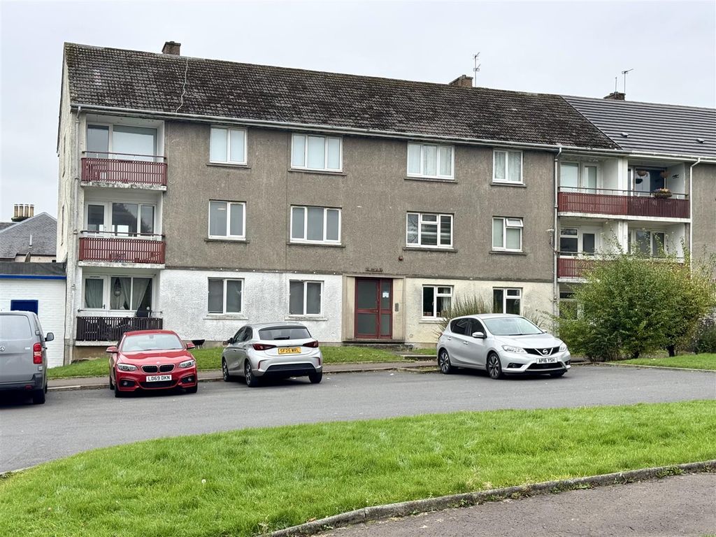 Property photo 1 of 13 External