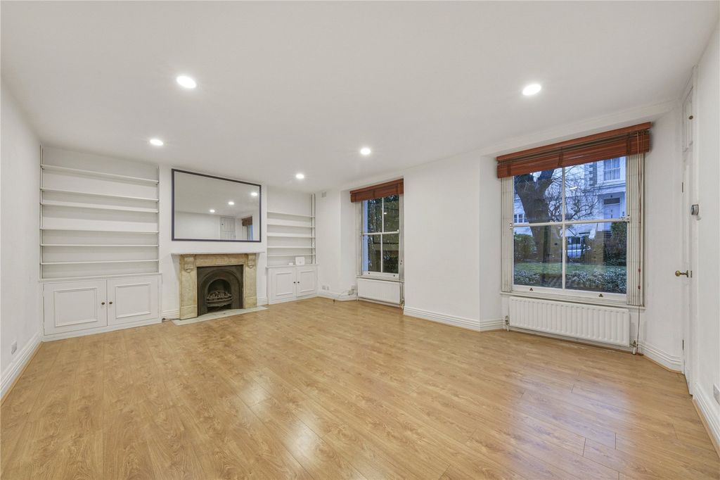 Property photo 1 of 12 Reception Room