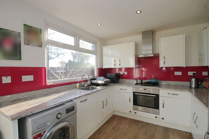 Property photo 2 of 16 Photo 3