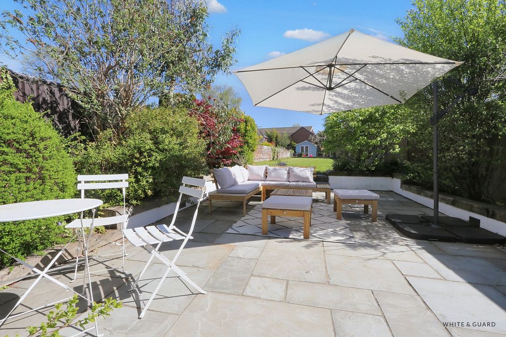 Property photo 3 of 21