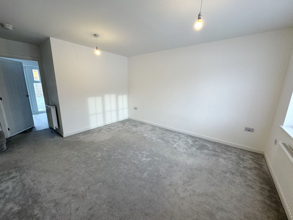 Property photo 3 of 16 Img_1019