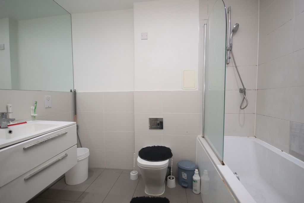 Property photo 3 of 9 Gallery