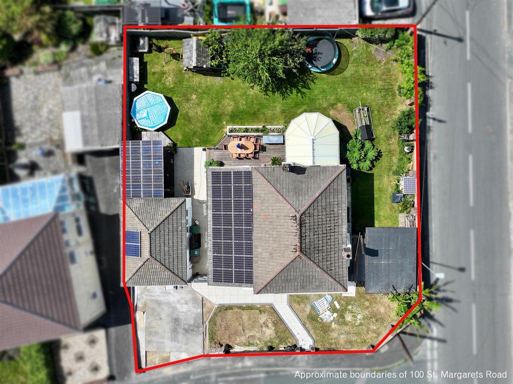 Property photo 2 of 41 Boundaries