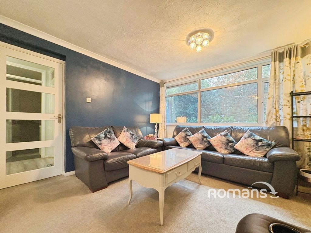 Property photo 2 of 11 Pbox-Img.Jpg