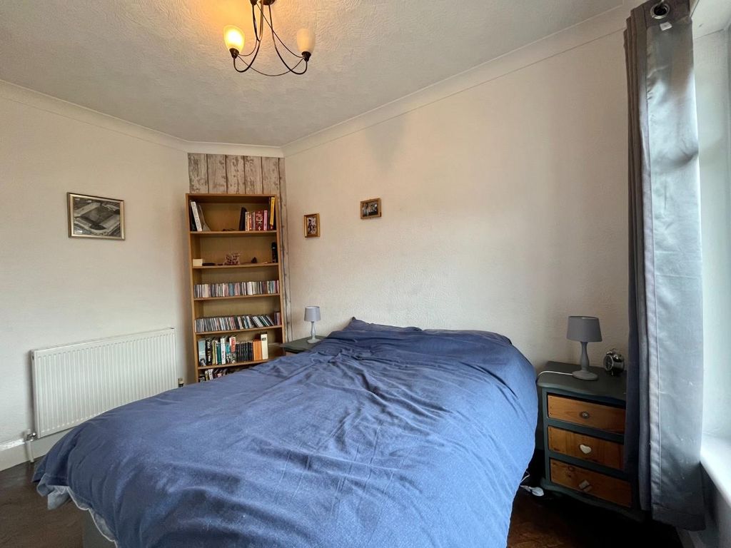 Property photo 3 of 20 Image00019.Jpeg