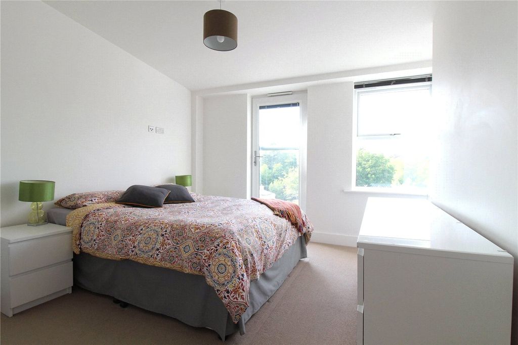 Property photo 3 of 11 Picture No. 42